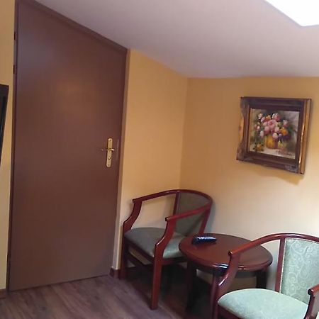 Villa Podkowa Podkowa Leśna Extérieur photo