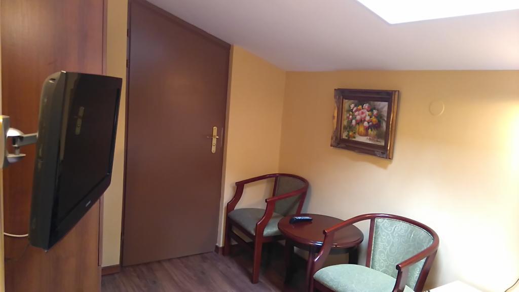 Villa Podkowa Podkowa Leśna Extérieur photo