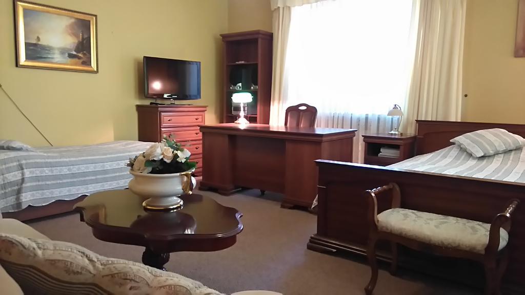 Villa Podkowa Podkowa Leśna Extérieur photo