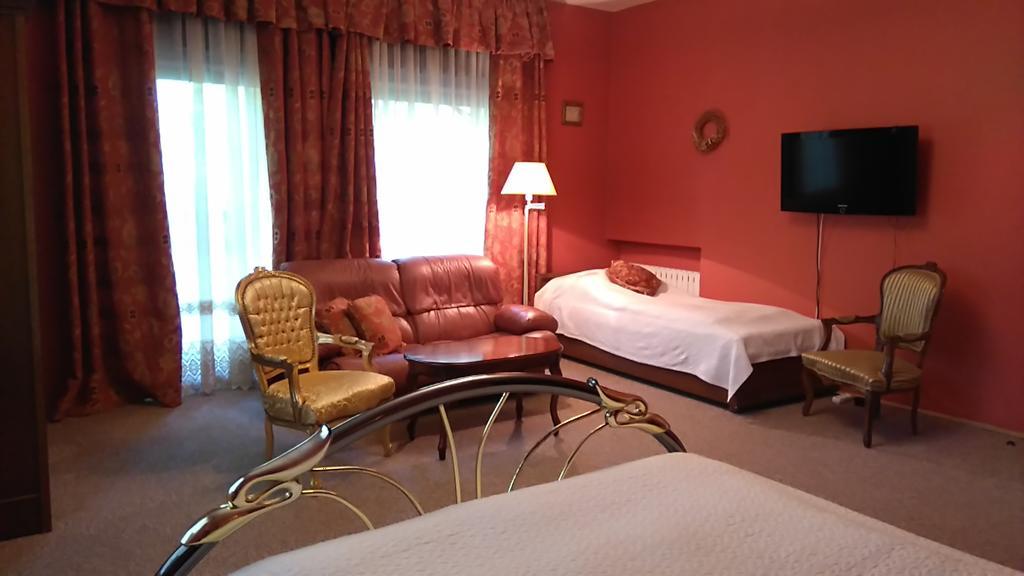 Villa Podkowa Podkowa Leśna Extérieur photo