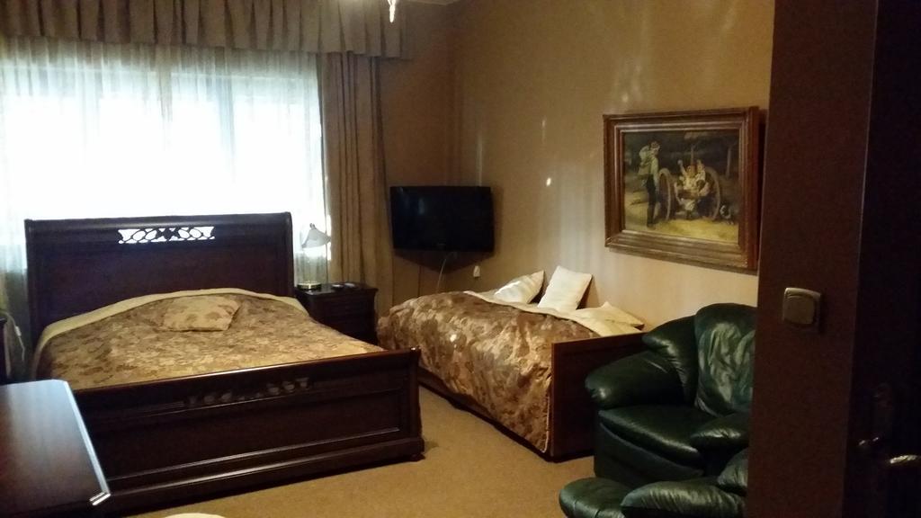 Villa Podkowa Podkowa Leśna Extérieur photo
